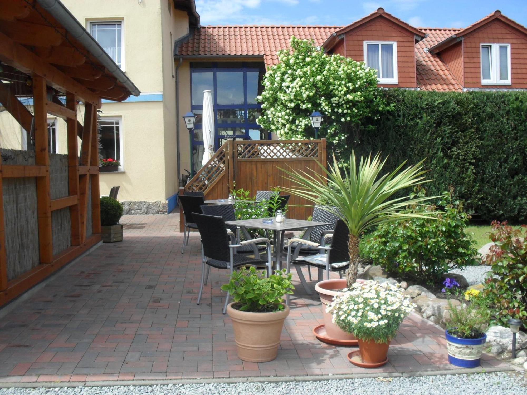 Hotel - Pension Zur Mole Wiek auf Rügen Exterior foto